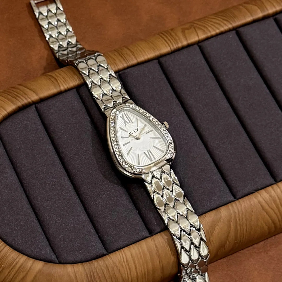 Luxury Women Watches Brand Quartz Fashion Ladies Snake Rhinestones Wristwatch Girls Gifts Elegant Clock Relogio Feminino