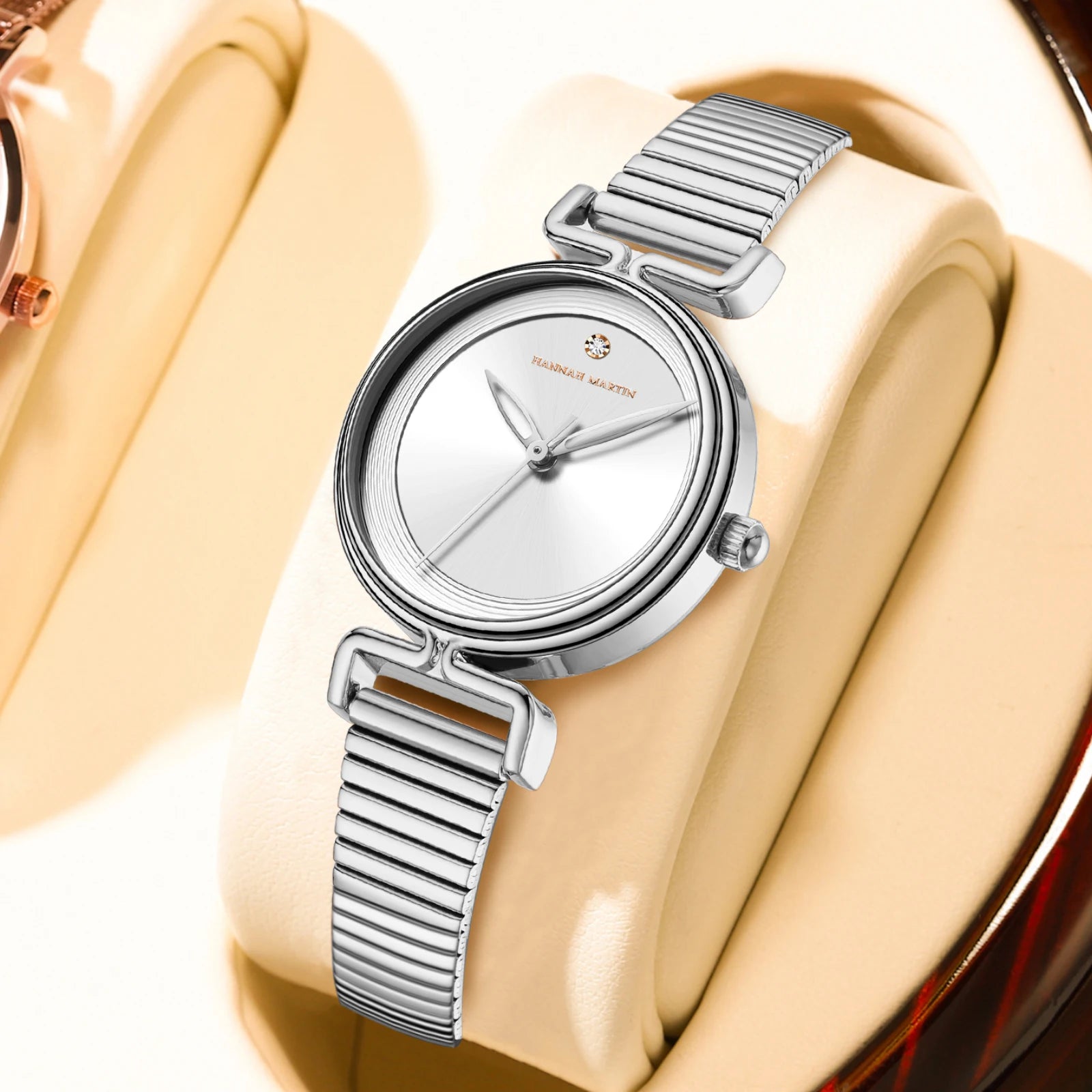 2025 New Women Watch Leisure Fashion 29mm Mini Dial Stainless Steel Mesh Strap HANNAH MARTIN Nordic Simple 3Bar Waterproof Watch