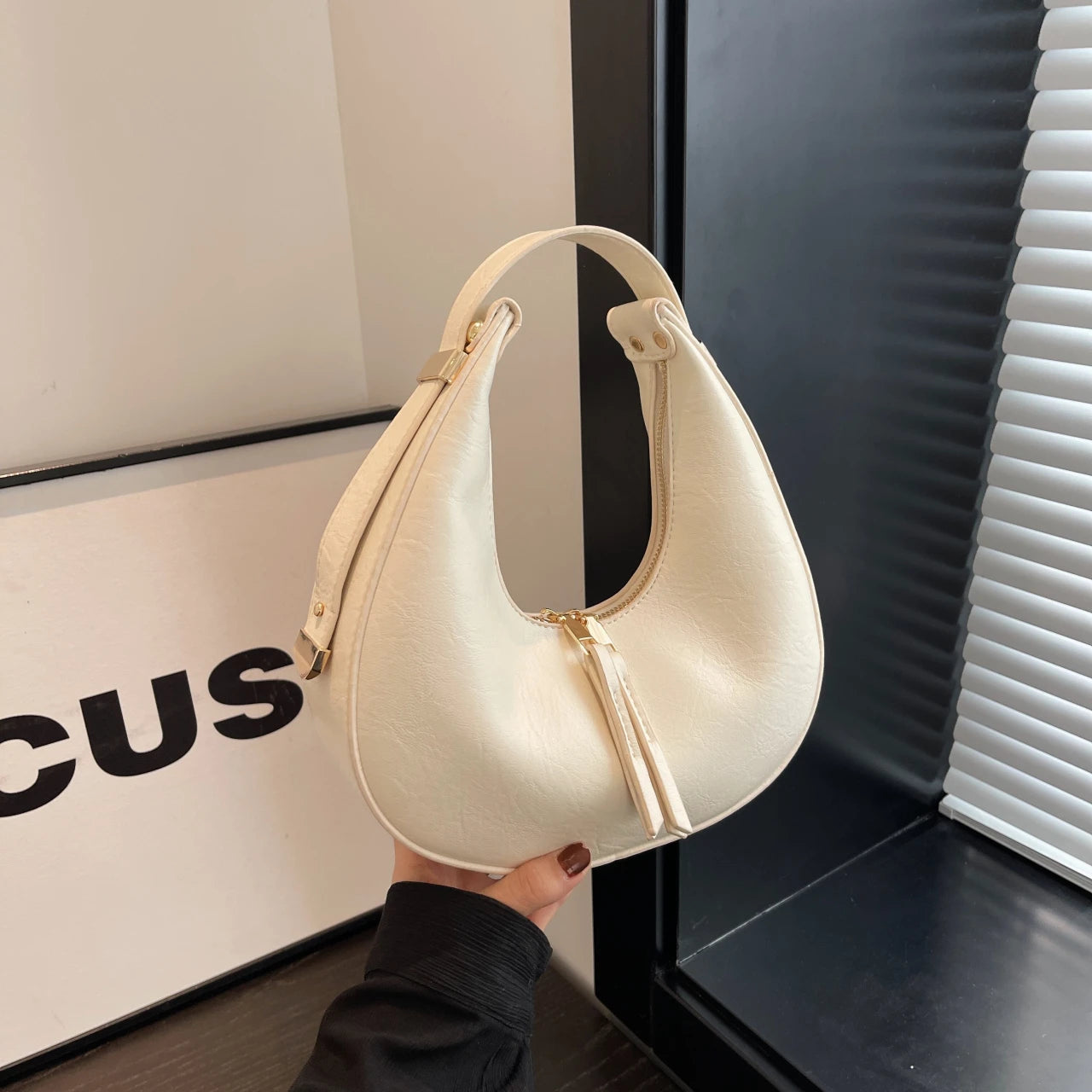 Retro Simple Solid Color Women's Commuter Crescent Bag 2025 High Quality PU Shoulder Bag Elegant High End Bag Сумка Женская
