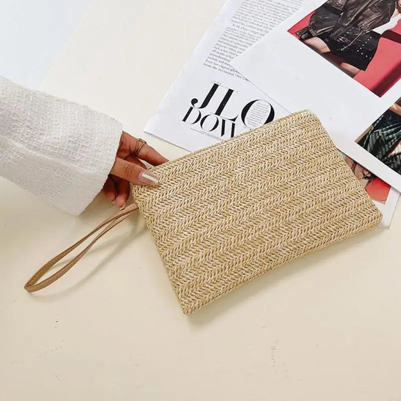 28GD Weaving Bag for Women Summer Beach Straw Bag Straw Clutch Purse Wristlet Bag