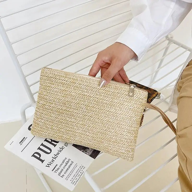28GD Weaving Bag for Women Summer Beach Straw Bag Straw Clutch Purse Wristlet Bag